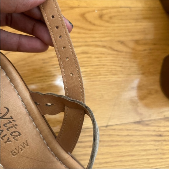 Bella Vita Taupe Braided Platform Block Heel Sandal - Picture 8 of 8